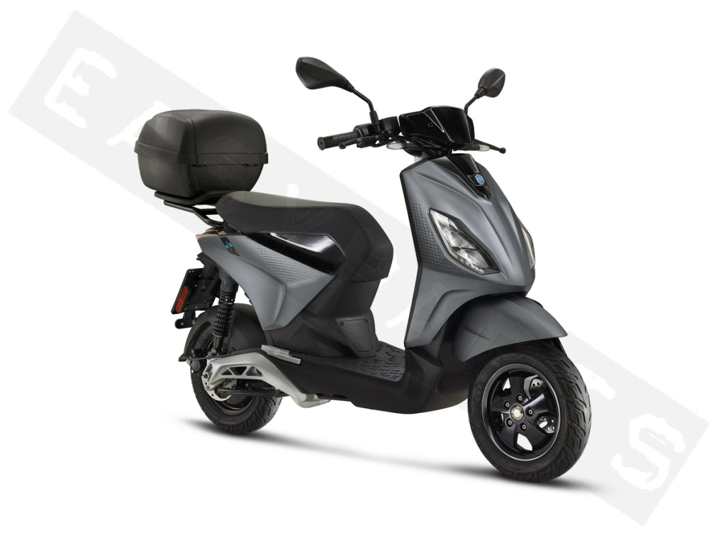Baúl superior 32L Negro | Piaggio One (2021 ->) (Sin kit de montaje)