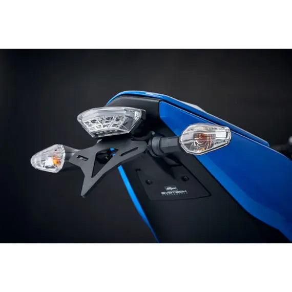 Portamatrículas con luz trasera transparente Evotech Performance Suzuki GSX-8S '23-