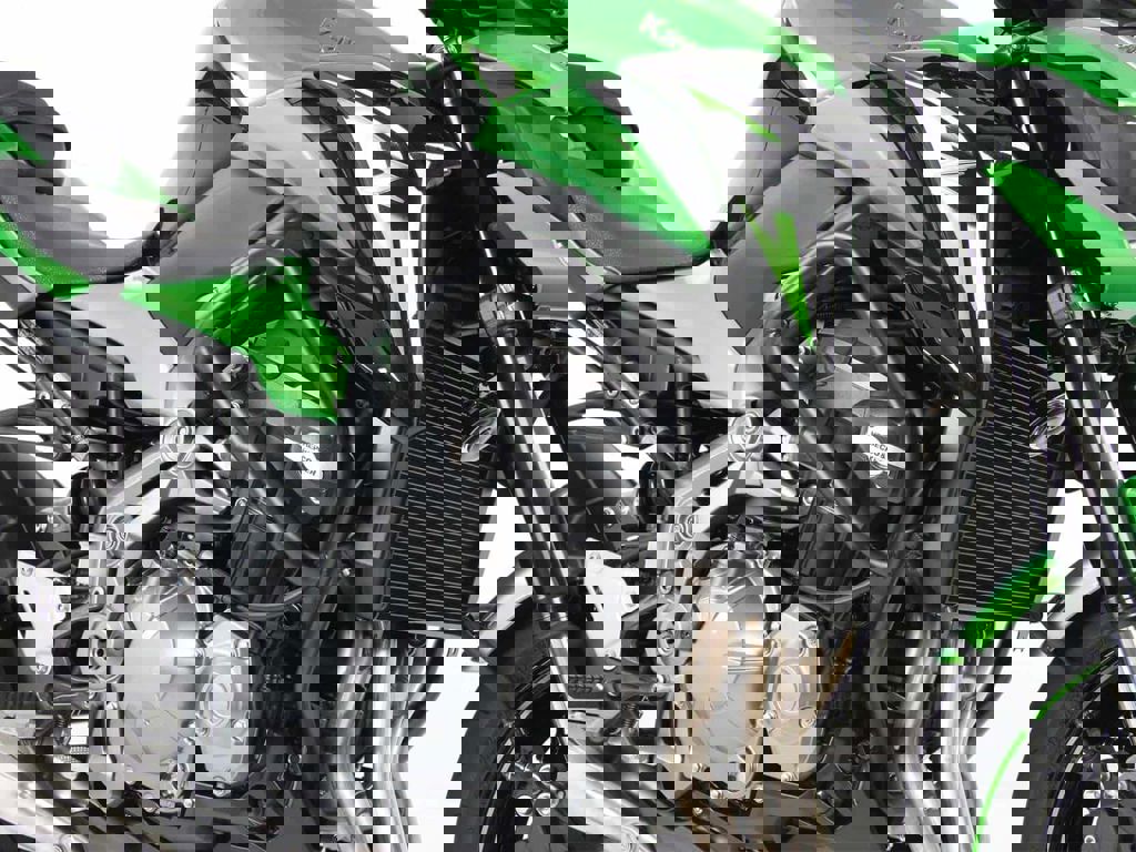 Barra de protección negra Hepco&Becker Kawasaki Z900 '17-