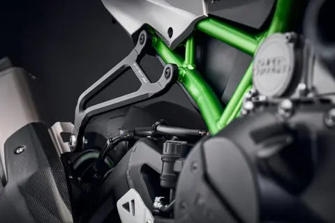 Soporte de escape con placa de cubierta negra Evotech Performance Kawasaki Z H2 '20-