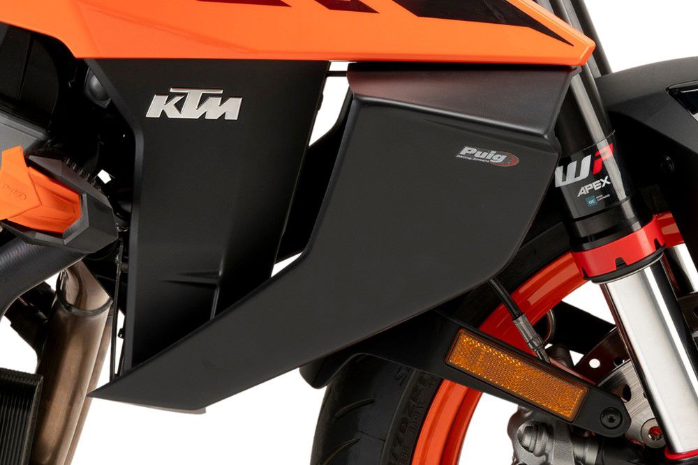 Alerón lateral Downforce Naked de Puig para la KTM 990 Duke '24 - aspecto carbono
