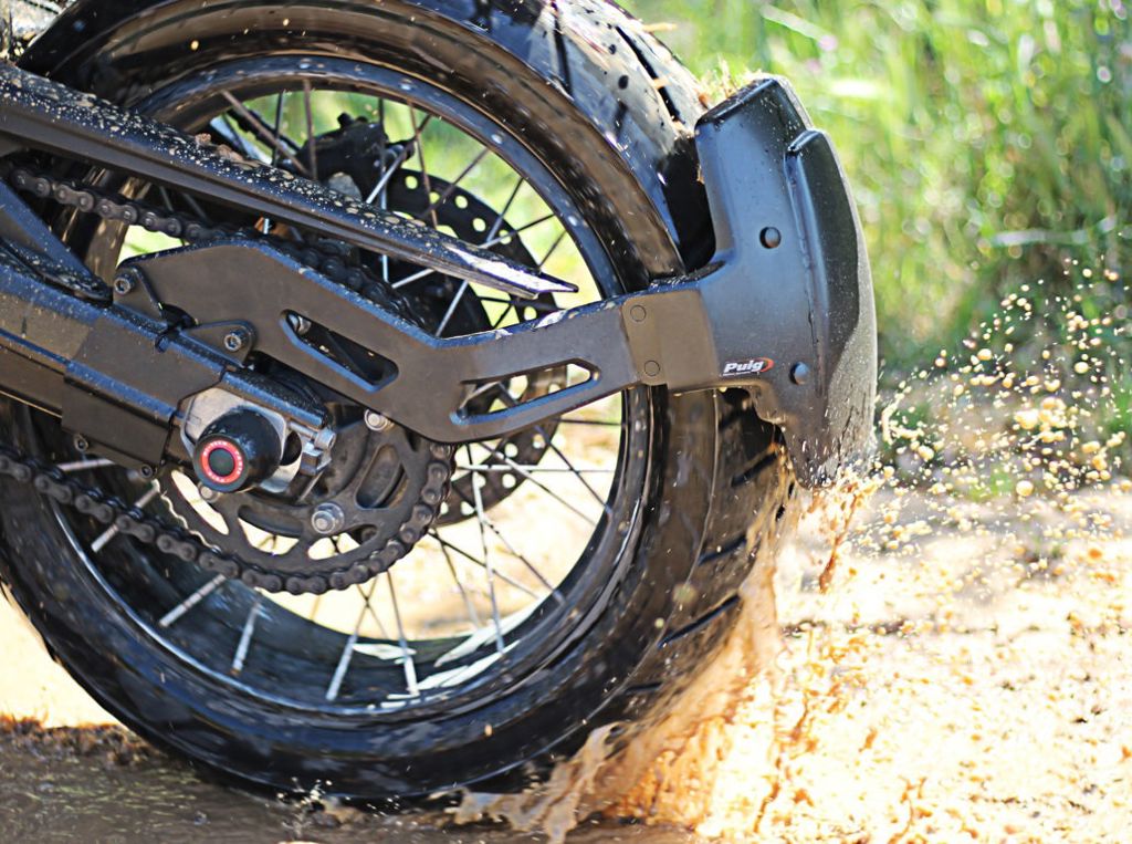 Guardabarros trasero monobrazo Puig negro mate BMW F750GS '18- / F850GS / Adv '18-