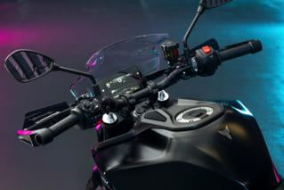 Pantalla de altura media