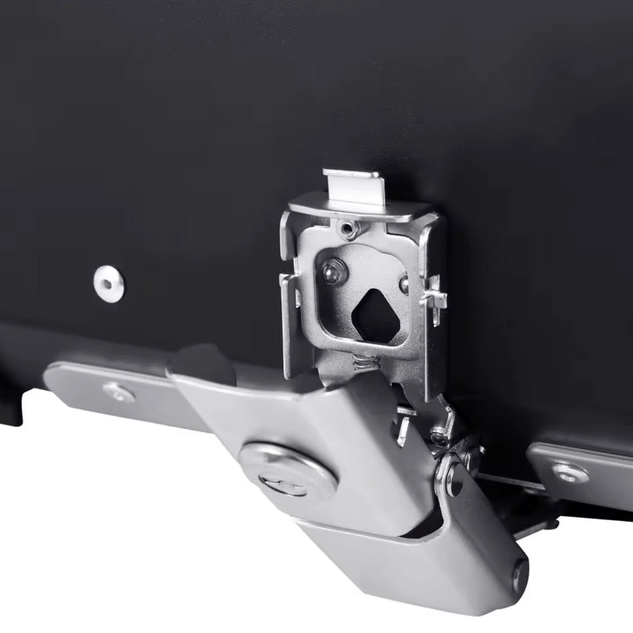 BAÚL SUPERIOR DE ALUMINIO NEGRO P2 - 45L