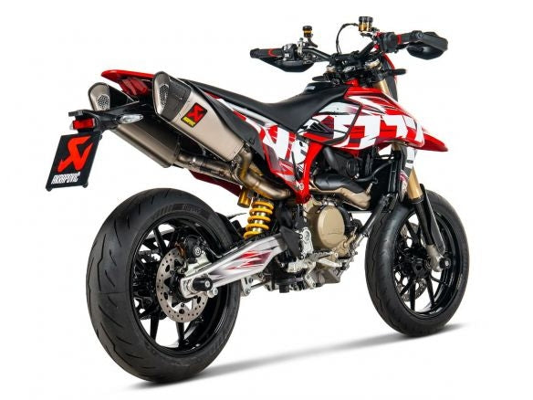 PAR DE SILENCIADORES AKRAPOVIC DE TITANIO PARA DUCATI HYPERMOTARD 698 MONO / RVE 2024