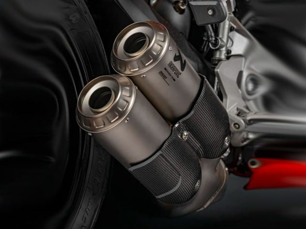 PAR DE SILENCIADORES DE TITANIO AKRAPOVIC DUCATI PANIGALE SUPERSPORT / S 17-20 DUCATI OFICIAL