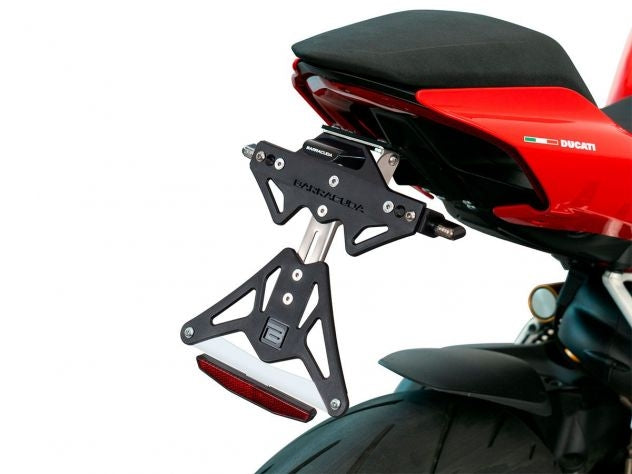 KIT DE MATRÍCULA BARRACUDA DUCATI STREETFIGHTER V2 2022-2023