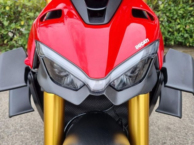 Marco de faro inferior CNC RACING para Ducati Streetfighter V2 2022-2024