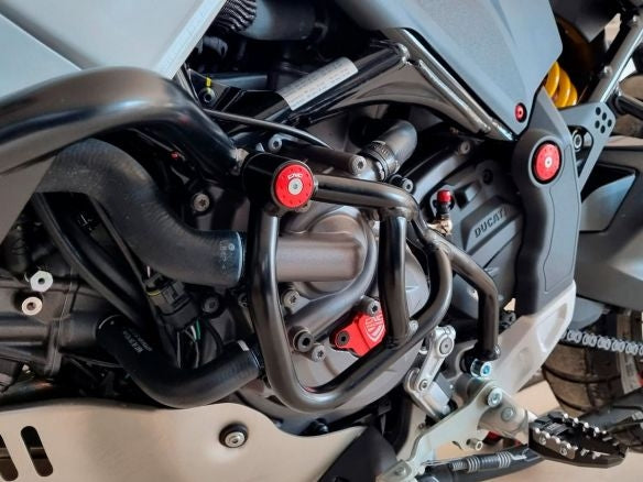 TUBOS DE PROTECCIÓN DE BOMBA DE AGUA DE ACERO CNC RACING DUCATI DESERT