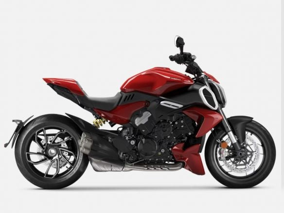 TAPA DE ESCAPE DE TITANIO DUCATI PERFORMANCE DUCATI DIAVEL V4 2023