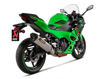 KAWASAKI NINJA 500 / Z 500 2024, HOMOLOGADO POR AKRAPOVIC, DESLIZANTE DE TITANIO Y CARBONO 