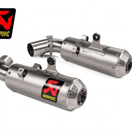 PAR DE SILENCIADORES DE TITANIO AKRAPOVIC PARA DUCATI HYPERMOTARD 950 / SP 2019-2024