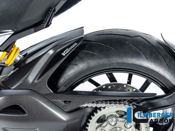 GUARDABARROS TRASERO DE CARBONO BRILLANTE ILMBERGER DUCATI DIAVEL V4 2023-2024 