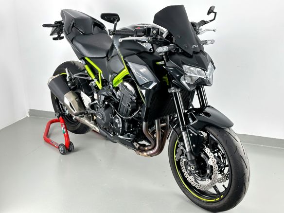 PARABRISAS WRS TOURING NEGRO MATE KAWASAKI Z 900 2020-2024 